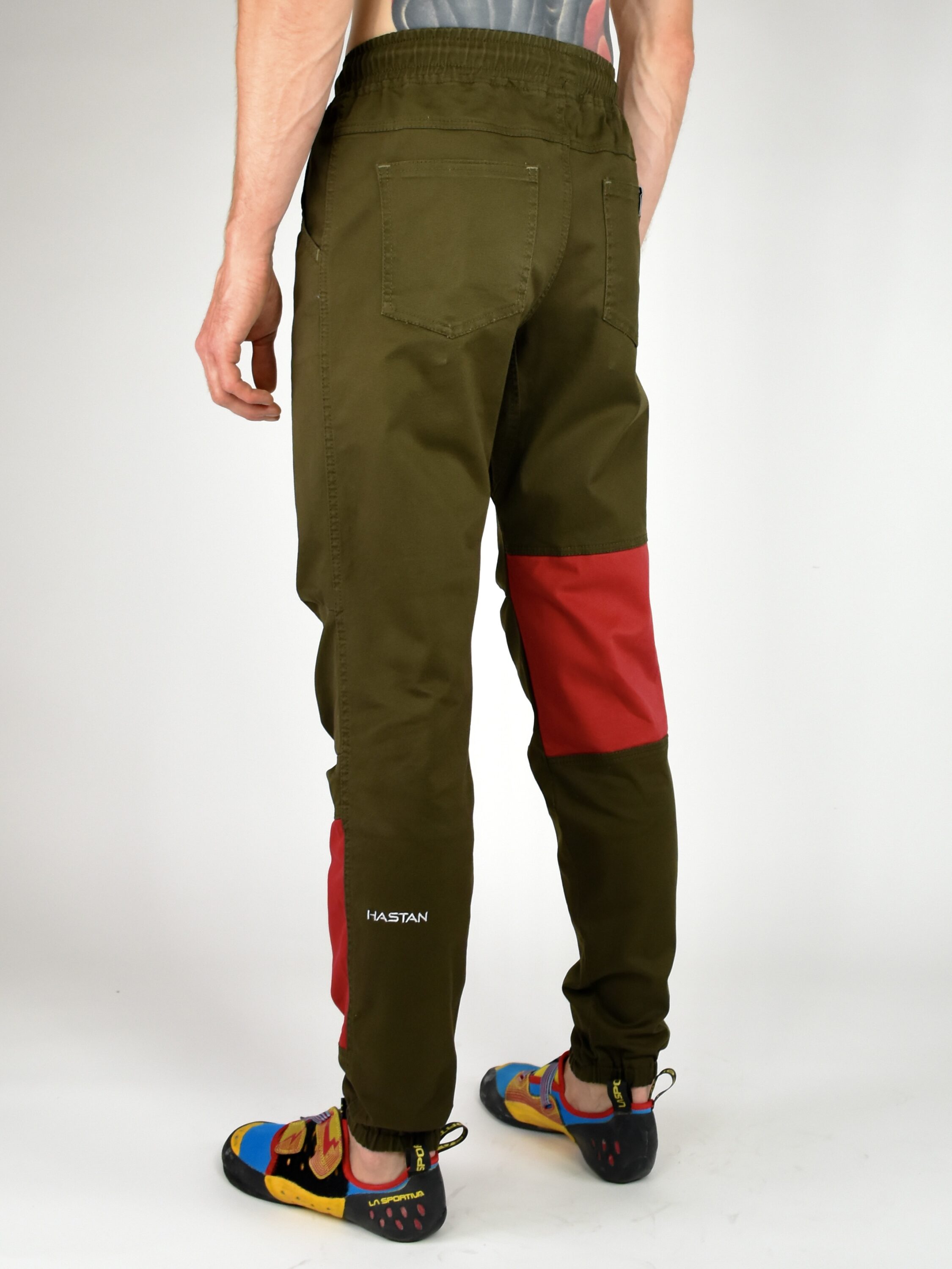 Spodnie-wspinaczkowe-meskie-laciuchy