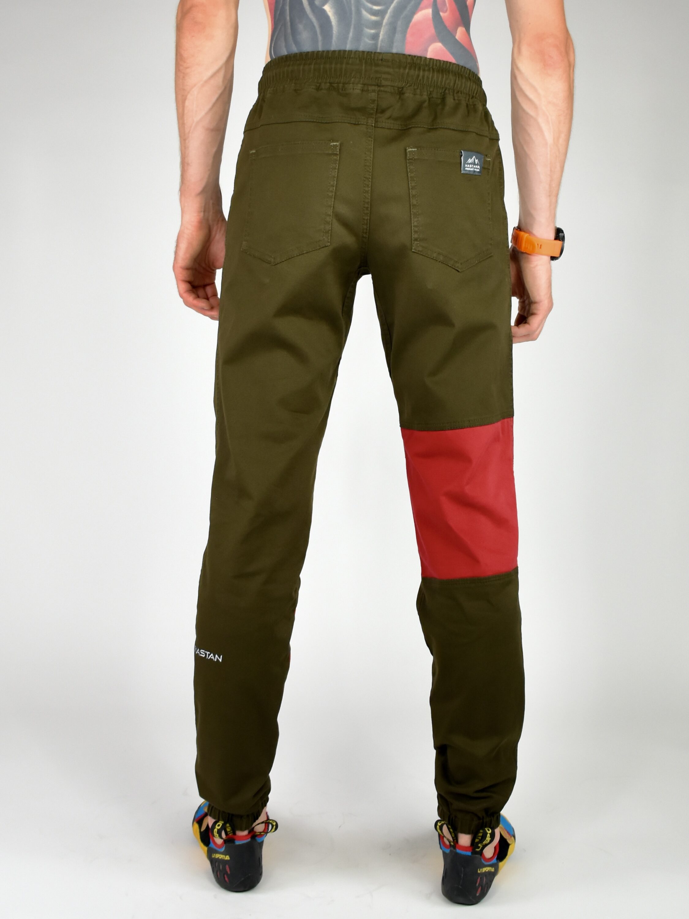 Spodnie-wspinaczkowe-meskie-laciuchy