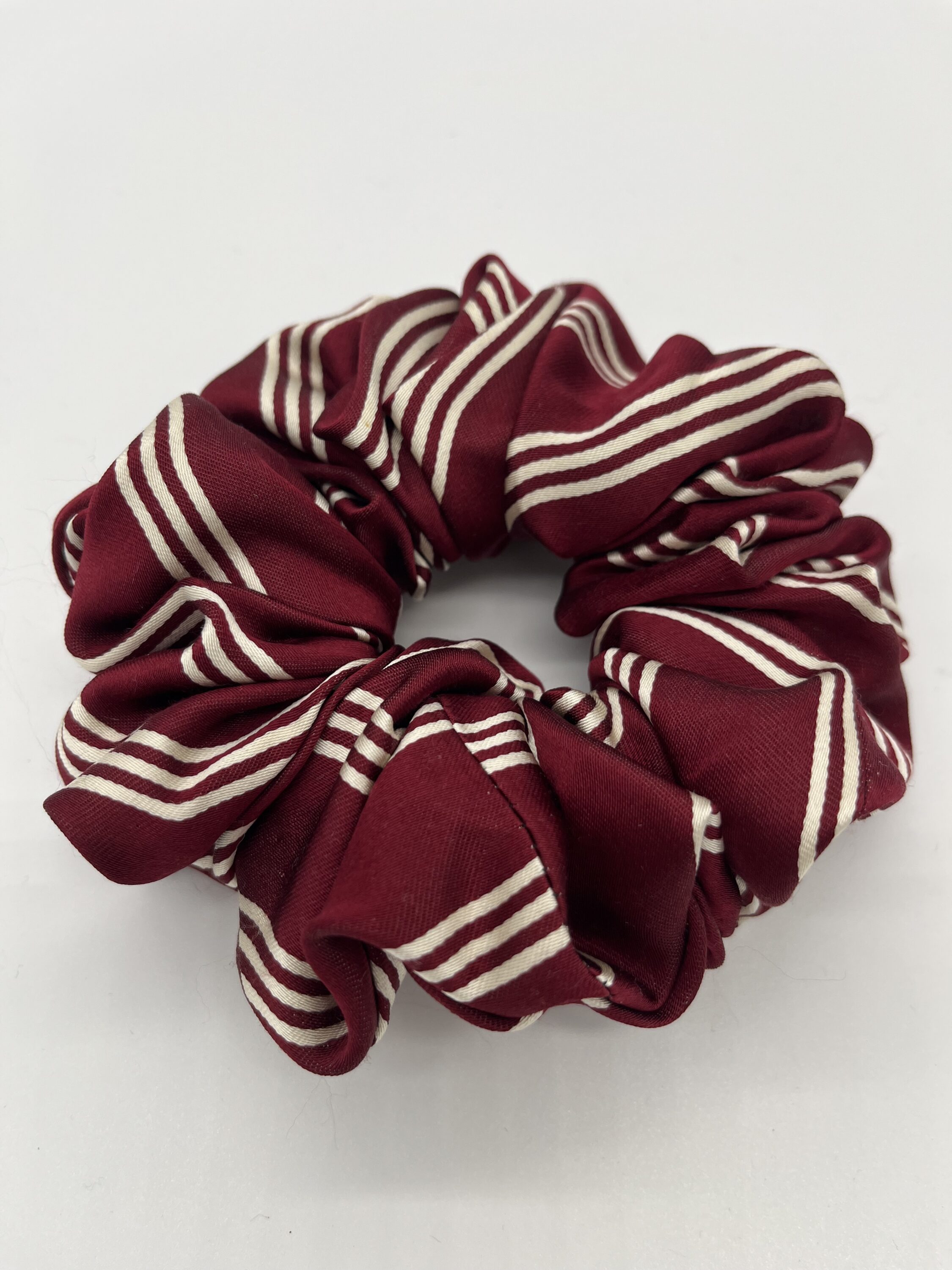 jedwabna scrunchie